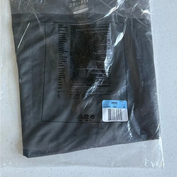 Nike Men's Dark Gray Dri Fit Athletic Shirt Size Medium - Picture 2 of 7
